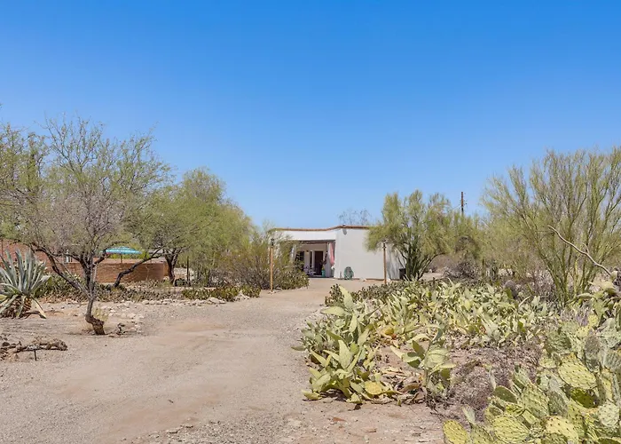 Private Desert Garden: Cozy Casita Сasa de vacaciones Tucson